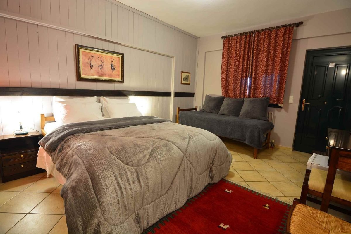 roomImage