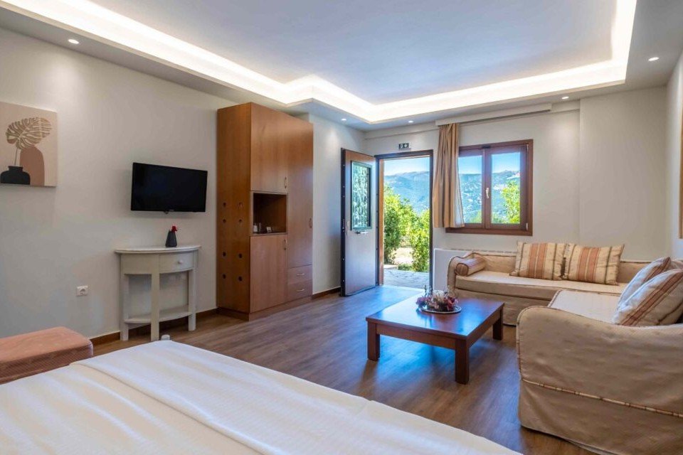 roomImage
