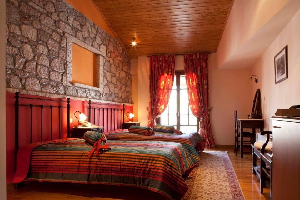 roomImage