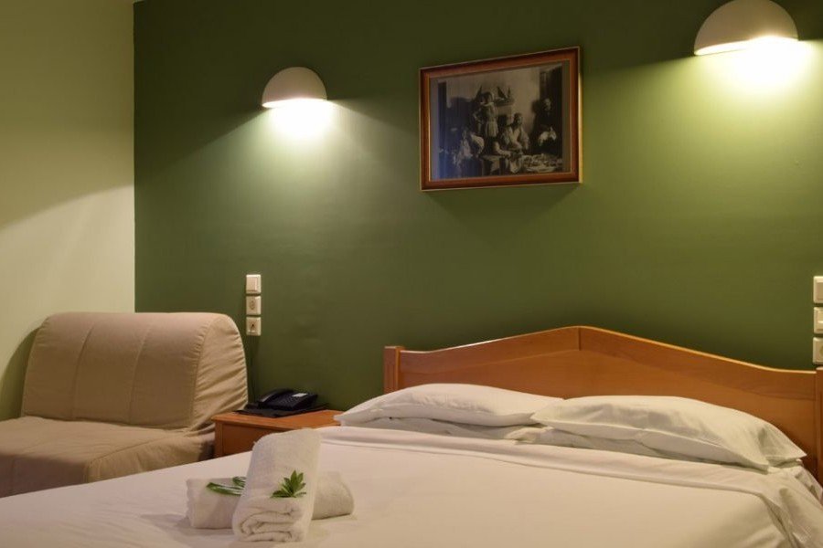 roomImage