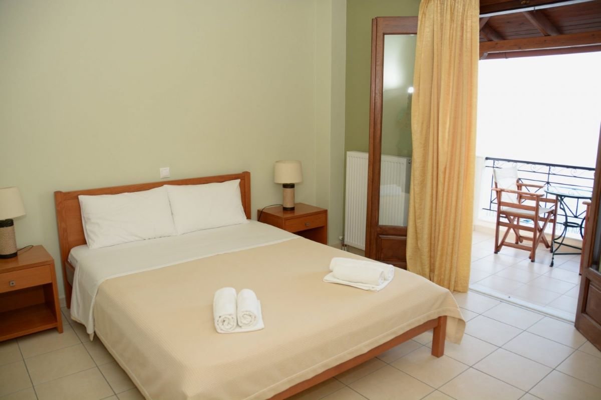 roomImage