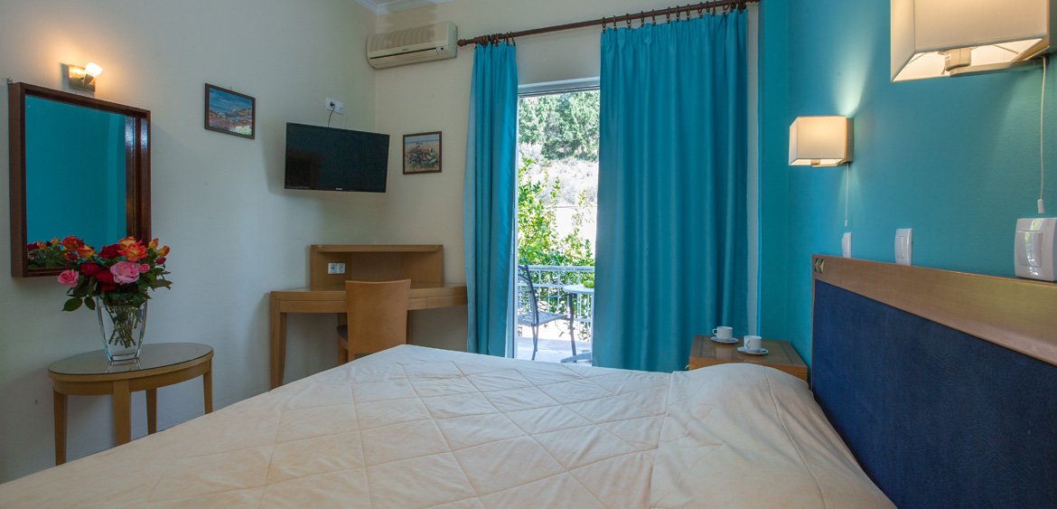 roomImage