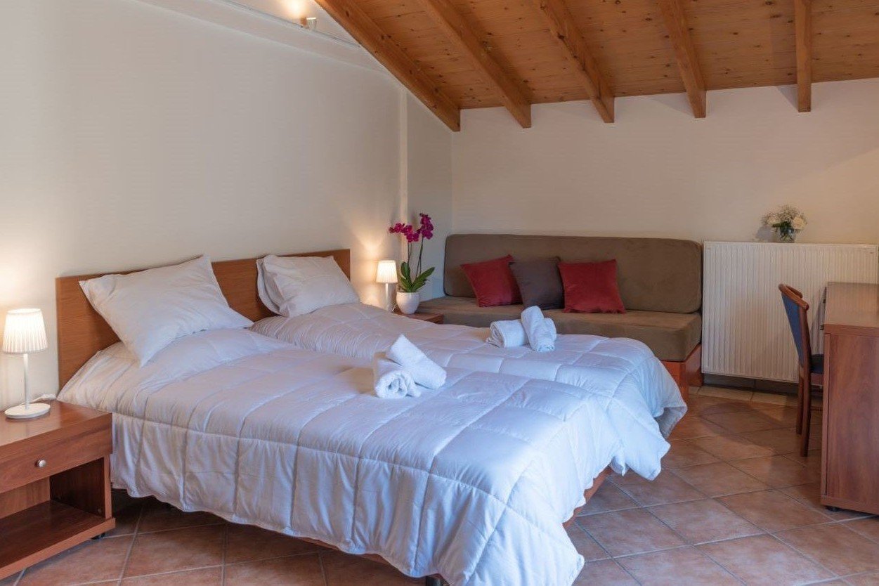 roomImage