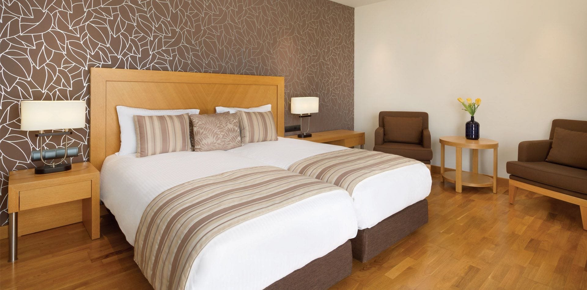 roomImage