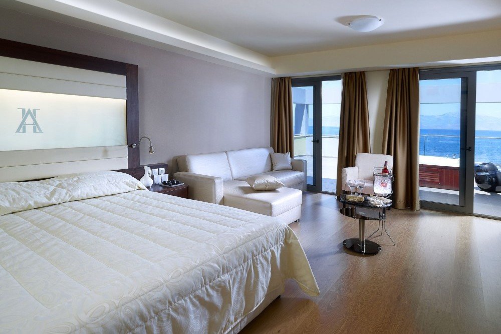 roomImage