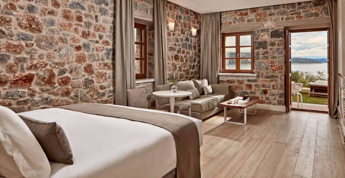 roomImage