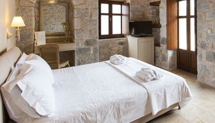 roomImage
