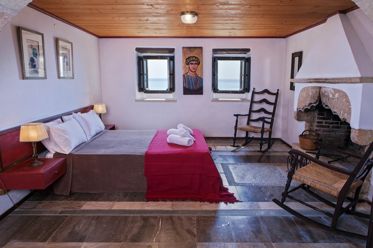 roomImage