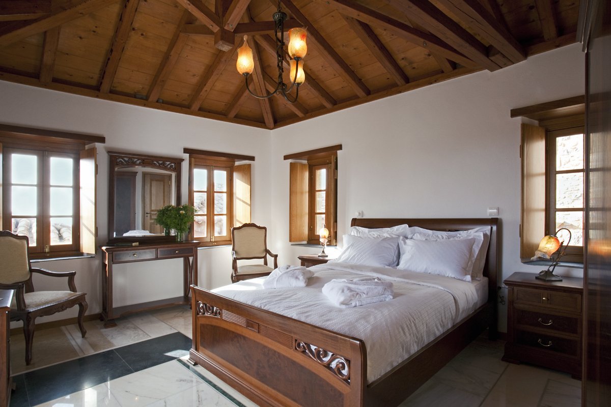 roomImage