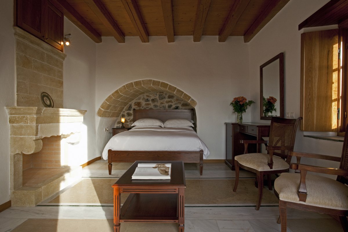 roomImage