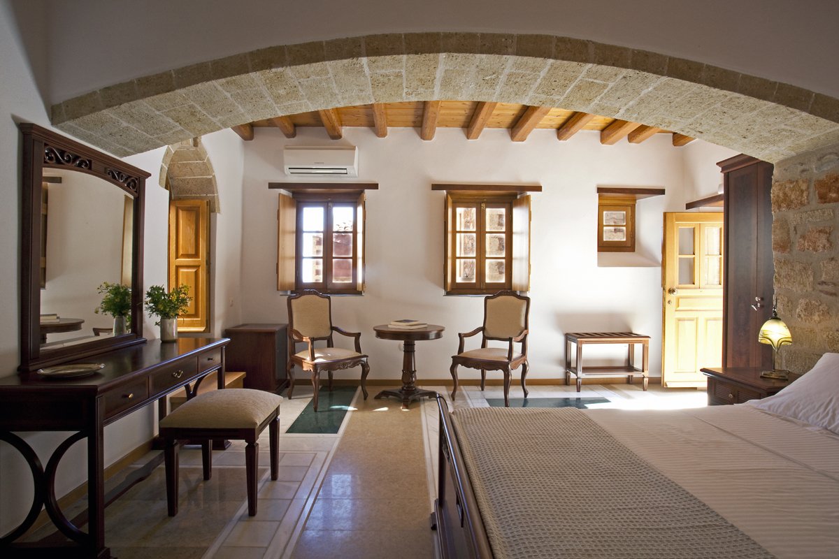 roomImage