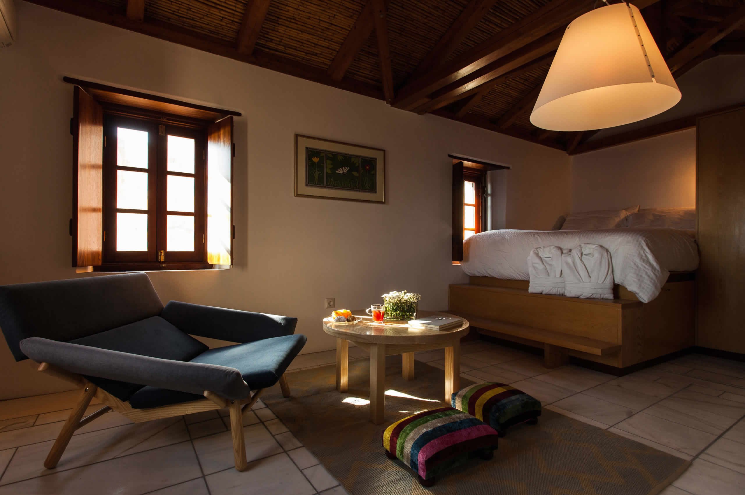 roomImage